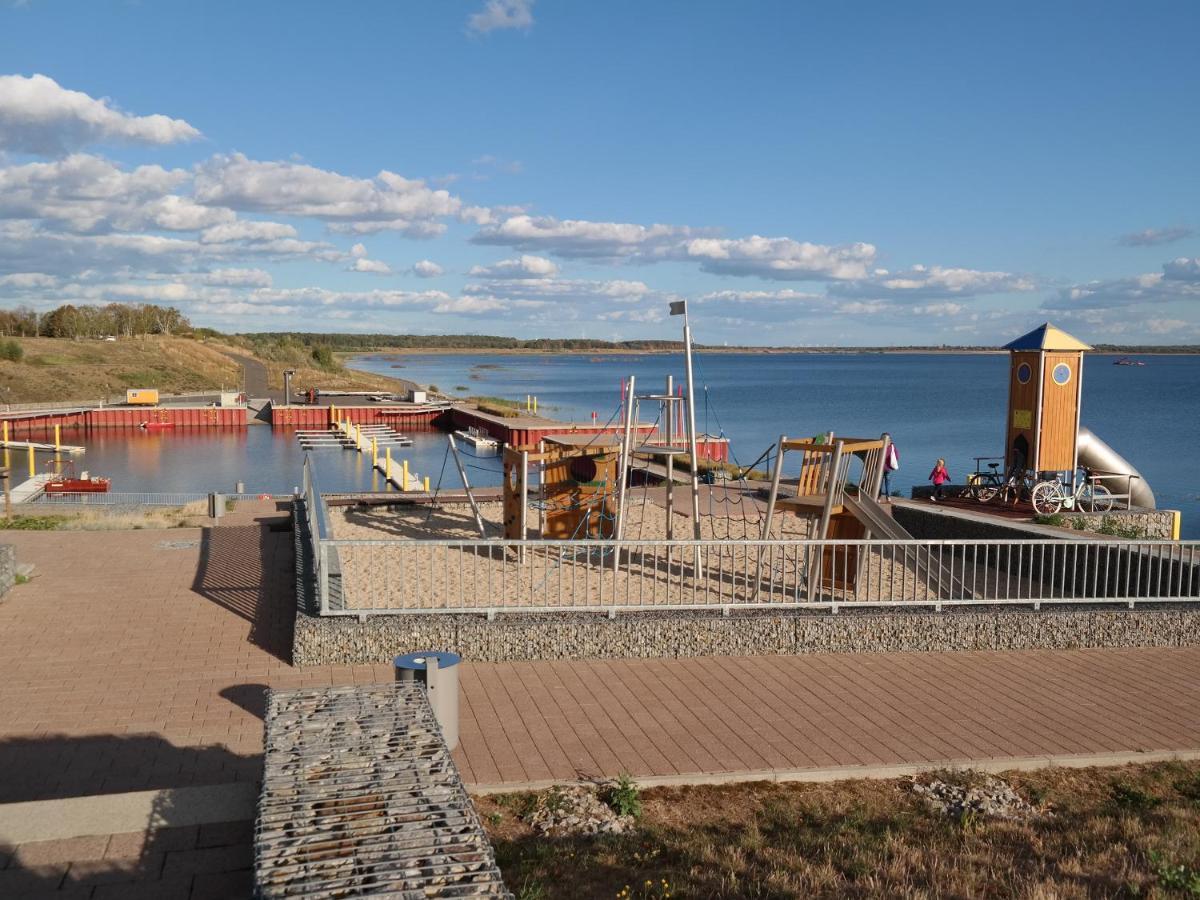 Ferienwohnung Seenland Grossraeschen Exterior photo